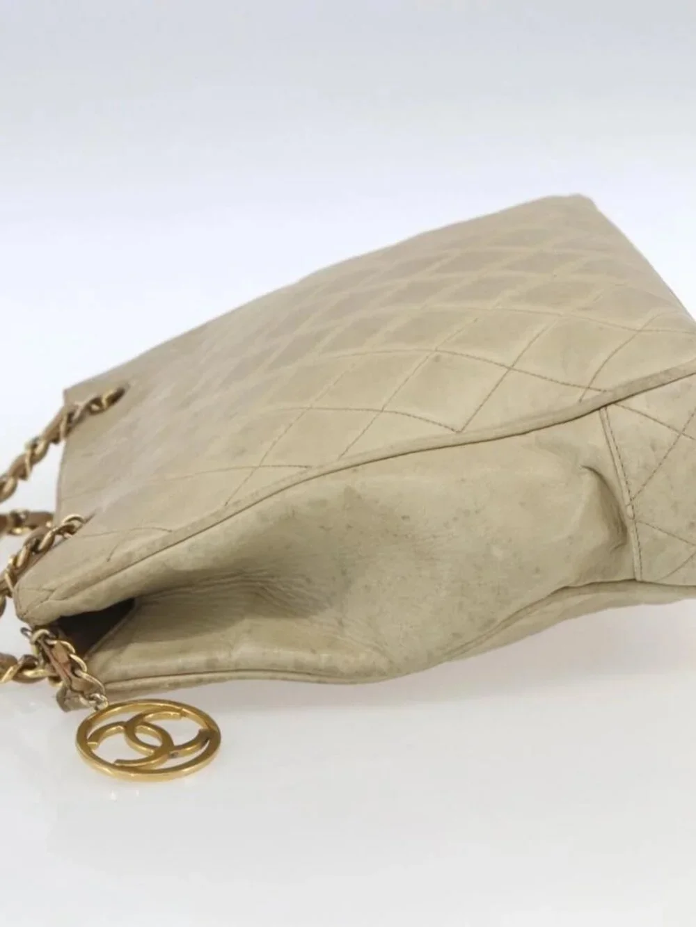 CHANEL Chain Matelasse Tote Bag Lamb Skin Beige Gold CC Auth bs32364